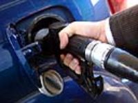 Rincaro benzina, più spese per le famiglie italiane