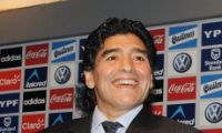 Braccio di ferro tra Maradona ed Equitalia. Cartella viziata all'origine. In aula il prossimo 5 maggio.