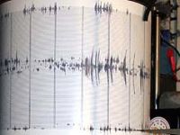 Psicosi da terremoto, negozi chiusi all'Esquilino e c'è chi diserta scuole e uffici