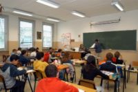 Tagli, meno precari e mancate assunzioni nella scuola a rischio altri 100mila posti