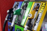 Benzina, nuovi aumenti record a 1,63. Diesel oltre 1,5