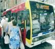 Napoli, sospese corse autobus nel rione Snità: ci sono troppe buche!