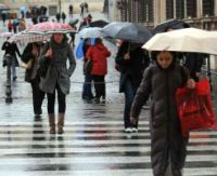 Maltempo, allagamenti e frane in Liguria Alberi caduti a Roma per il forte vento