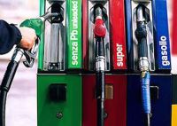 Rincari su benzina e gasolio, Catricalà: «prezzi distorti»